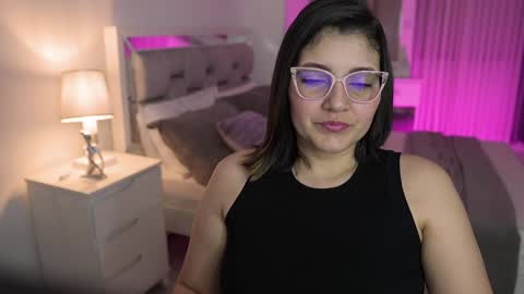 Snapshot of camila_buitrago chatting on January 16, 2025, 1:58 am Camila buitrago online show from January 16, 2025, 1:58 am