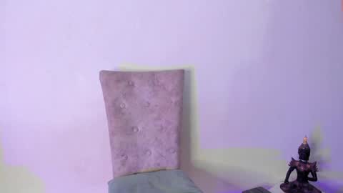  s online show from April 8, 2026, 4:45 am