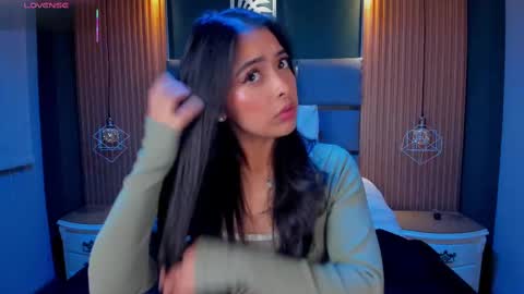 Snapshot of camila_dupont chatting on September 12, 2025, 3:39 am Camila online show from September 12, 2025, 3:39 am
