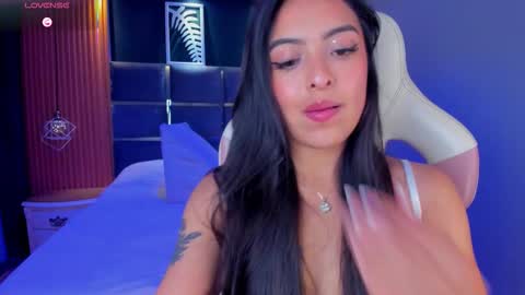 Snapshot of camila_dupont chatting on September 20, 2025, 3:51 am Camila online show from September 20, 2025, 3:51 am