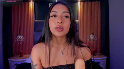 Snapshot of camila_dupont chatting on October 4, 2025, 4:21 am Camila online show from October 4, 2025, 4:21 am