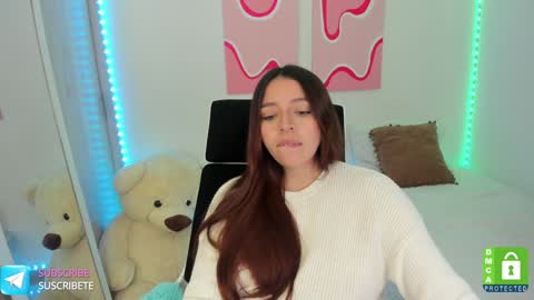 Snapshot of camila_ec2 chatting on January 30, 2025, 11:02 pm C A M I online show from January 30, 2025, 11:02 pm