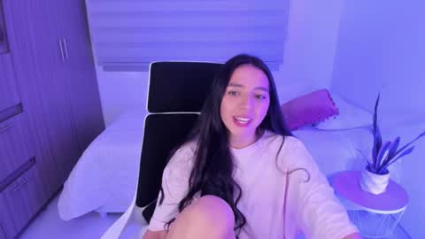 Snapshot of camila_ec2 chatting on February 18, 2026, 6:04 pm C A M I online show from February 18, 2026, 6:04 pm