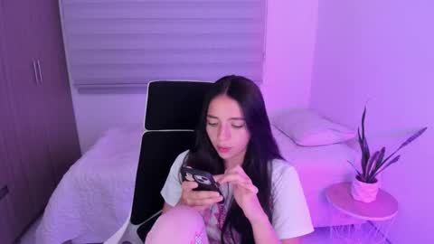 Snapshot of camila_ec2 chatting on February 23, 2026, 2:53 am C A M I online show from February 23, 2026, 2:53 am