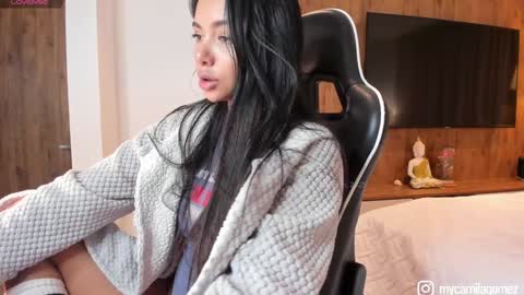 Camila online show from September 11, 2025, 11:05 pm