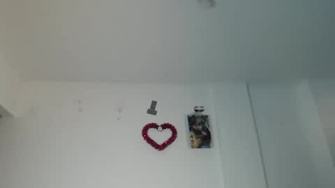 kira online show from February 1, 2026, 1:48 am