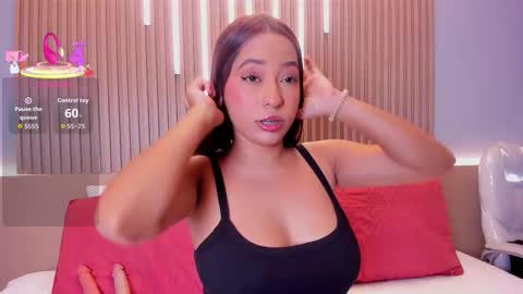 camile_cute online show from November 25, 2025, 8:20 pm