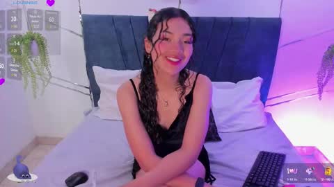 Snapshot of camilla_miller01 chatting on September 19, 2025, 3:34 pm camilla_miller01 online show from September 19, 2025, 3:34 pm