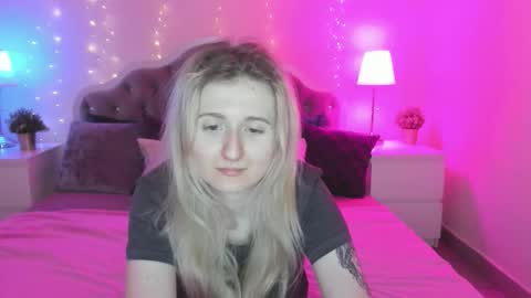 camilladreamer online show from January 14, 2026, 7:41 pm