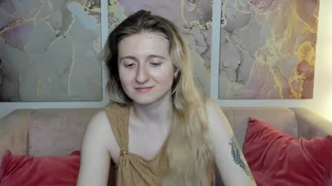 Snapshot of camilladreamer chatting on April 28, 2026, 5:51 pm camilladreamer online show from April 28, 2026, 5:51 pm