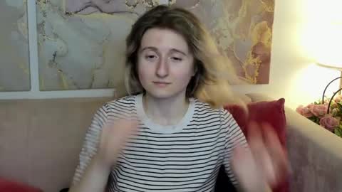 Snapshot of camilladreamer chatting on May 1, 2026, 7:18 pm camilladreamer online show from May 1, 2026, 7:18 pm