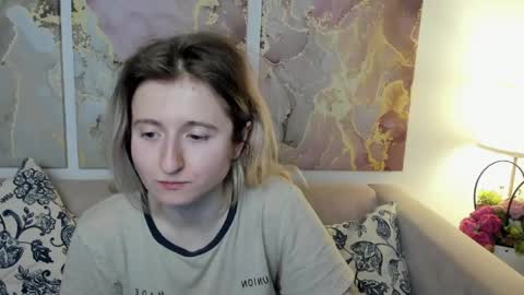 Snapshot of camilladreamer chatting on May 25, 2026, 2:34 pm camilladreamer online show from May 25, 2026, 2:34 pm