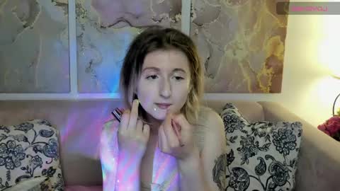 Snapshot of camilladreamer chatting on May 28, 2026, 5:32 pm camilladreamer online show from May 28, 2026, 5:32 pm