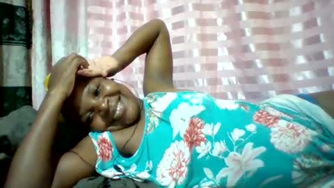 camillah_sweet online show from April 18, 2026, 6:34 pm