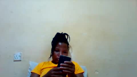 Snapshot of camillah_sweet chatting on June 25, 2026, 7:18 pm camillah_sweet online show from June 25, 2026, 7:18 pm