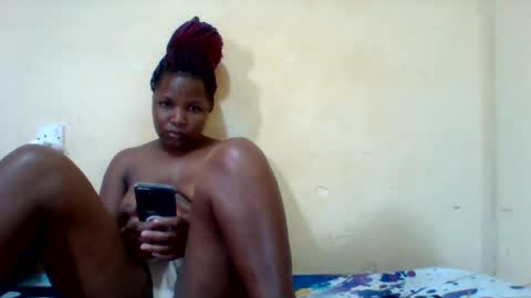 Snapshot of camillah_sweet chatting on July 20, 2026, 12:07 pm camillah_sweet online show from July 20, 2026, 12:07 pm