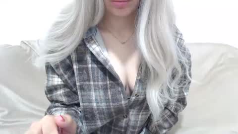 CamilleBunny online show from April 21, 2026, 2:15 am