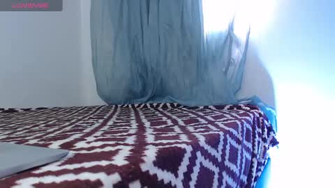 camilo_contre21 online show from December 17, 2024, 7:26 pm