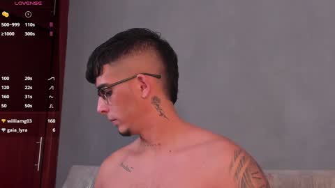   INDEPENDENT MODEL online show from January 18, 2025, 9:45 am