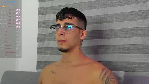   INDEPENDENT MODEL online show from January 25, 2025, 8:42 am