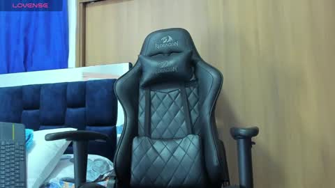 Snapshot of camilobass_ chatting on January 31, 2025, 1:22 am Camilo Bass online show from January 31, 2025, 1:22 am