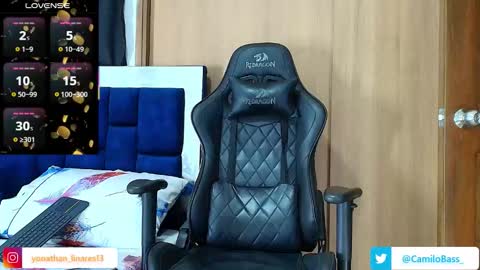 Snapshot of camilobass_ chatting on September 21, 2025, 7:59 pm Camilo Bass online show from September 21, 2025, 7:59 pm