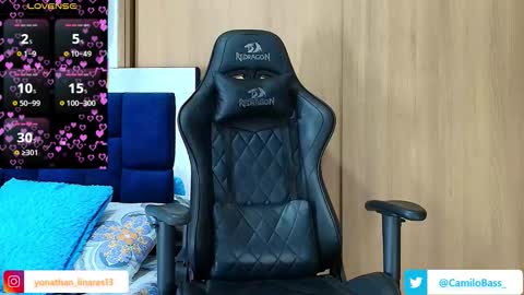 Snapshot of camilobass_ chatting on October 26, 2025, 7:53 pm Camilo Bass online show from October 26, 2025, 7:53 pm