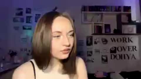 Julia online show from March 1, 2026, 4:58 am