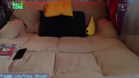 Kitana online show from March 4, 2025, 9:51 am