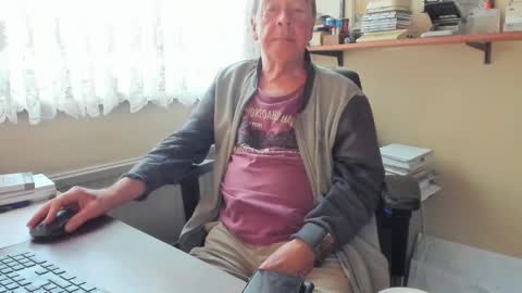 Snapshot of cammee chatting on March 24, 2026, 7:35 am Cammee online show from March 24, 2026, 7:35 am