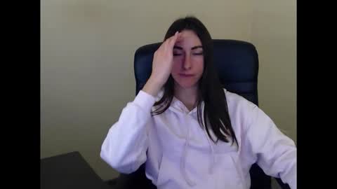 Snapshot of cammila_horn chatting on March 14, 2026, 6:35 pm cammila horn online show from March 14, 2026, 6:35 pm