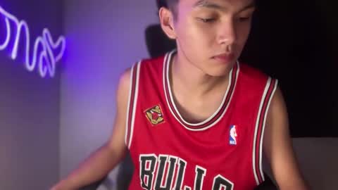 Ethan online show from October 24, 2025, 4:58 pm