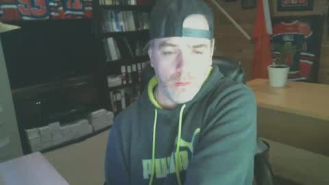 CanadianBacon6969 online show from January 24, 2025, 8:13 am