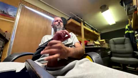 Snapshot of canadianchris1007 chatting on May 4, 2026, 2:24 pm Chris online show from May 4, 2026, 2:24 pm