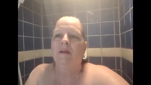 Snapshot of canadianqueen1973 chatting on June 1, 2026, 10:22 pm canadianqueen1973 online show from June 1, 2026, 10:22 pm