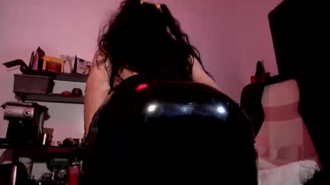 Candelaria online show from April 12, 2026, 7:02 am