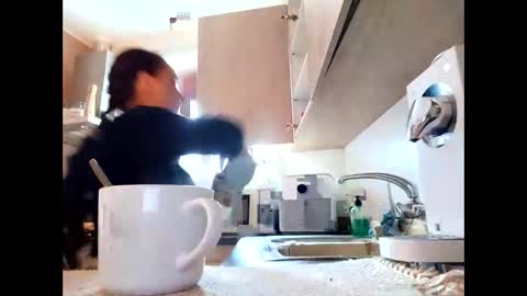 candela online show from December 4, 2024, 11:08 am