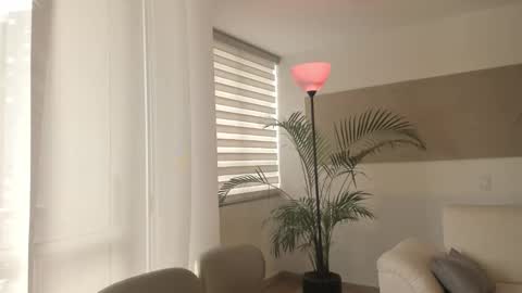 candelariia_ online show from September 16, 2025, 4:41 pm