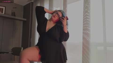 candelariia_ online show from April 14, 2026, 9:43 pm