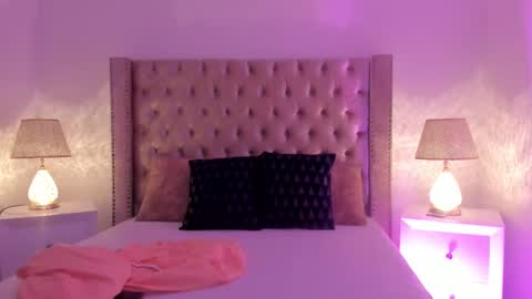 Candie  online show from February 11, 2026, 11:59 am