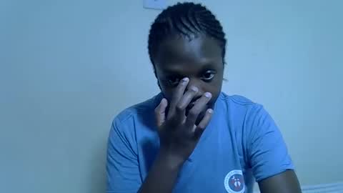Snapshot of candiemaya chatting on April 3, 2026, 6:17 pm candiemaya online show from April 3, 2026, 6:17 pm