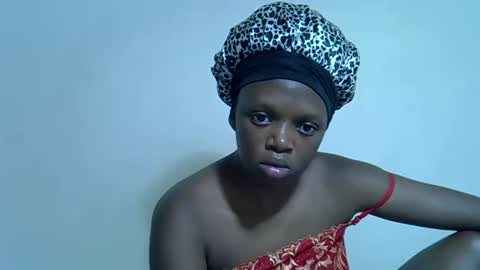Snapshot of candiemaya chatting on April 10, 2026, 5:28 pm candiemaya online show from April 10, 2026, 5:28 pm