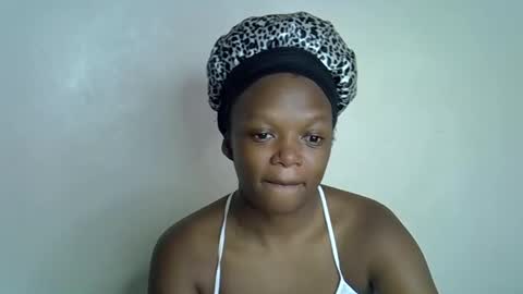Snapshot of candiemaya chatting on April 12, 2026, 11:48 am candiemaya online show from April 12, 2026, 11:48 am
