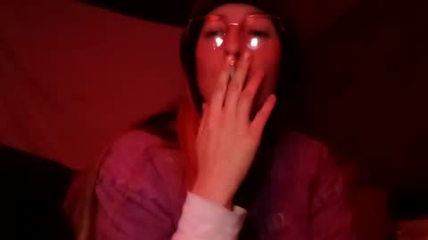 Candi online show from November 17, 2025, 7:03 am