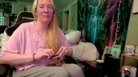 Candi online show from May 3, 2026, 6:47 pm