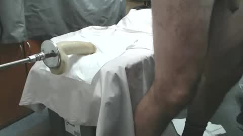 candy1960 online show from December 15, 2025, 9:02 am