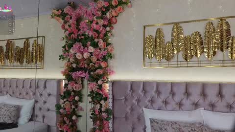 Candy Beck online show from September 12, 2025, 1:22 pm