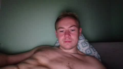candy_boy_xoxo online show from June 20, 2026, 3:04 pm