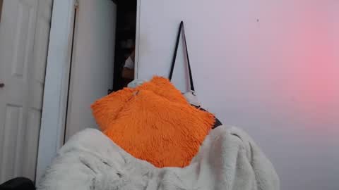 Snapshot of candy_cumyy1 chatting on January 25, 2025, 11:13 am candy_cumyy1 online show from January 25, 2025, 11:13 am