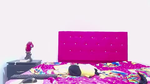 CANDY DUSTANO online show from December 30, 2024, 9:08 pm